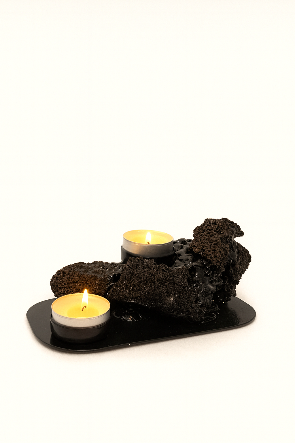 Kertastjaki fyrir tvö kerti